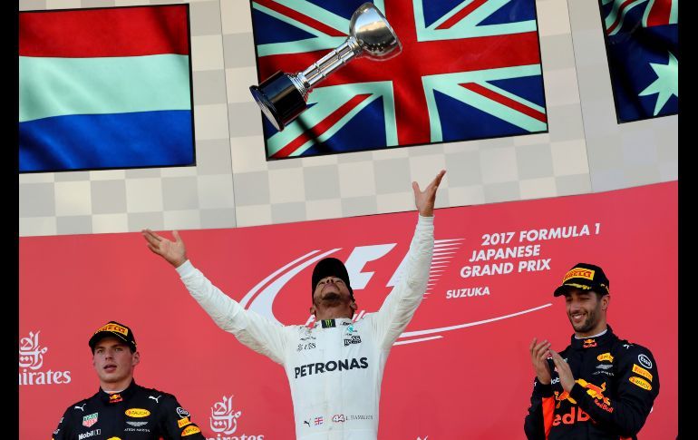 Hamilton se impone en el Gran Premio de Japón