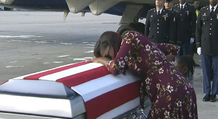 Trump mostró falta de respeto: familia de sargento caído