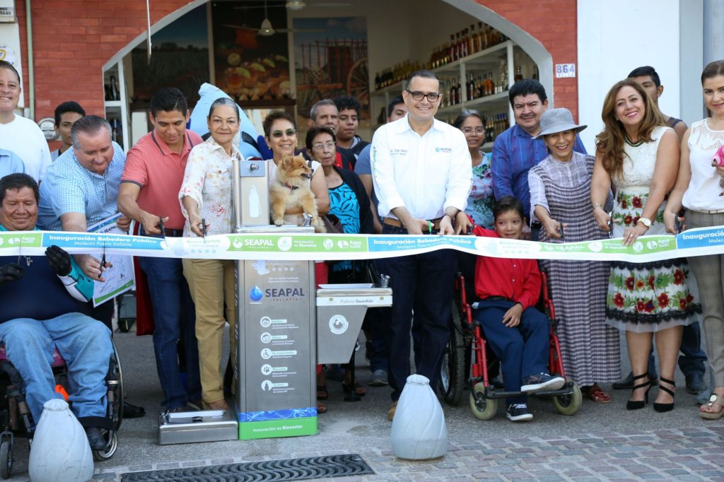 Inaugura Seapal Bebedero incluyente y Pet Friendly en el Malecón
