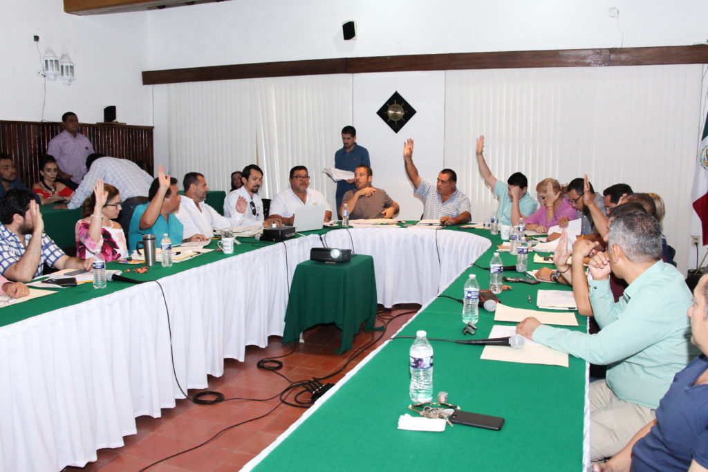 Avanza Ayuntamiento en la regularización de giros restringidos