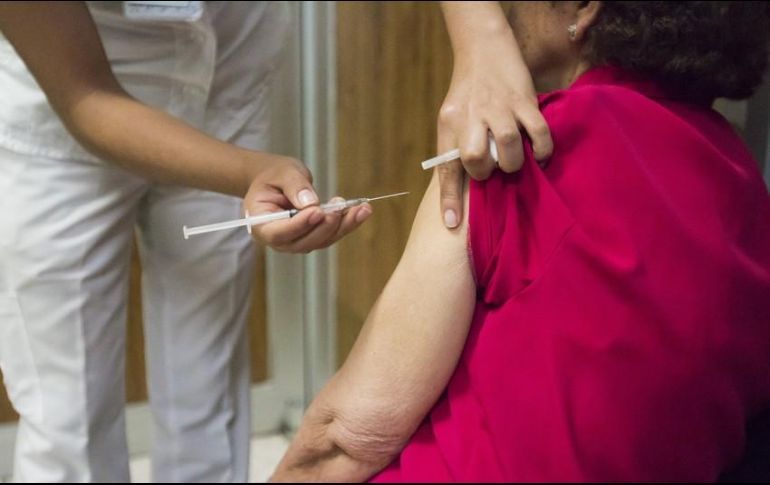 Sector Salud sugiere a jaliscienses vacunarse contra virus de influenza