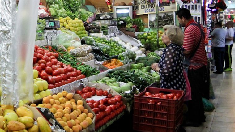 Índice global de precios de alimentos sube por tercer mes consecutivo en agosto: FAO