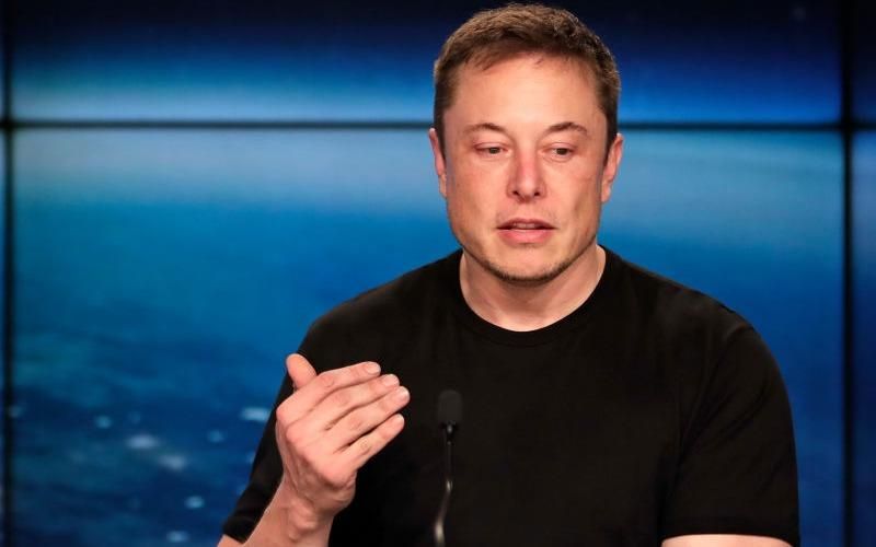 Elon Musk quiere colonizar Marte para 