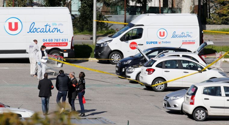 Toma de rehenes en supermercado de Francia deja al menos 4 muertos