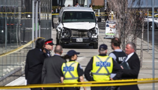 Autor de atropello masivo en Toronto pidió que lo mataran