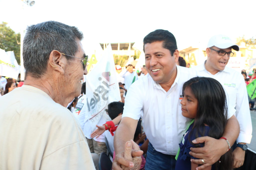 Roberto González tiene apoyo y unidad real, a diferencia de candidatos de otros partidos