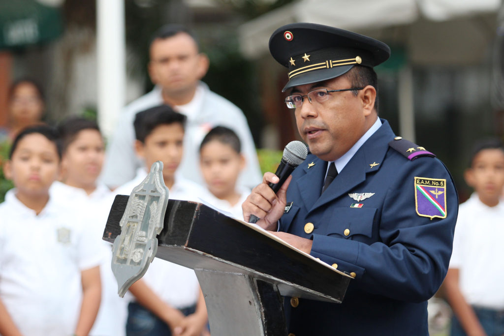 Recuerdan autoridades de PV a pilotos del Escuadrón 201