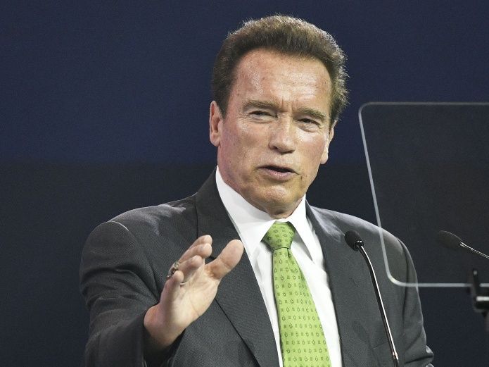Schwarzenegger invita a Trump a luchar contra el cambio climático