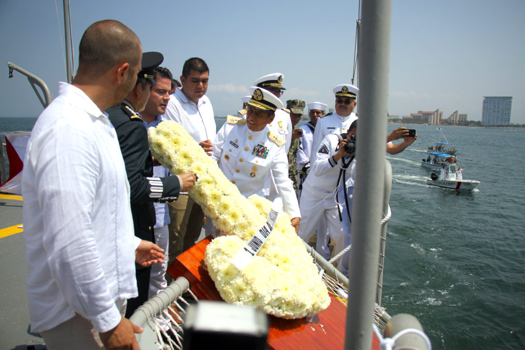 Conmemoran autoridades el Día de la Marina Nacional