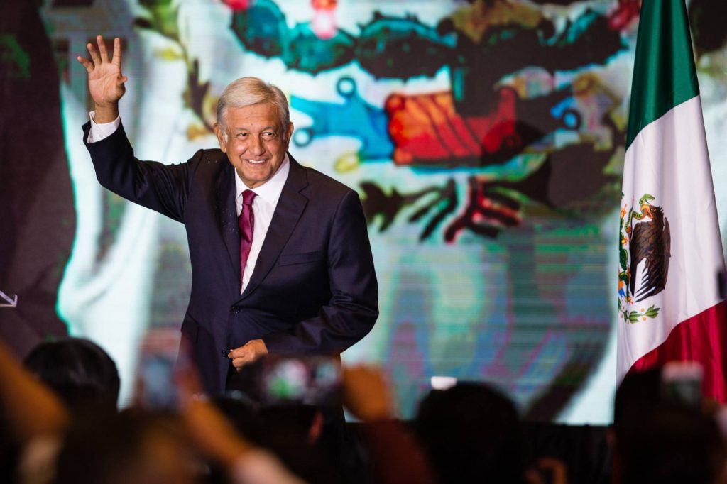 López Obrador llama a la reconciliación tras su abrumadora victoria
