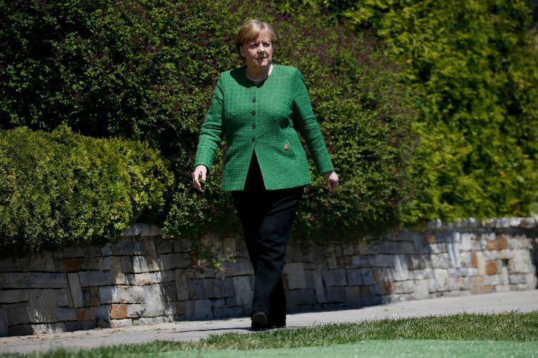 Merkel advierte a Trump sobre una guerra comercial por aranceles a autos