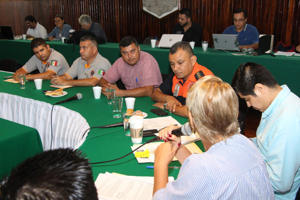 Buscan alternativas para reubicar a familias de zonas de riesgo