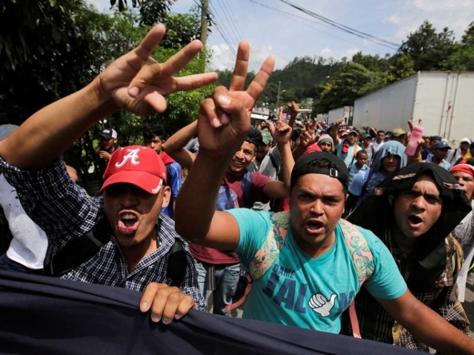 Arrestan a líder de caravana de migrantes que desató ira de Trump