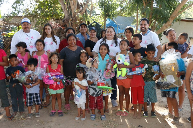 DIF hace felices a miles de niños y niñas de Puerto Vallarta