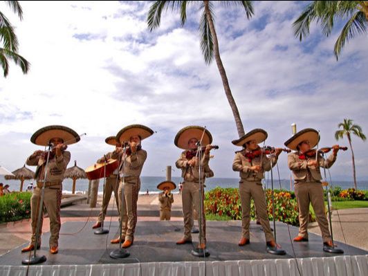 Cuerdas, canto y trompetas frente al mar: Puerto Vallarta será sede de la Feria Internacional del Mariachi