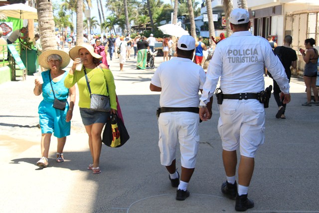 Llaman empresarios a garantizar seguridad en Puerto Vallarta