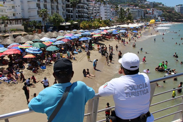 Uso de la fuerza pública en playas será solo para reincidentes y agresores: Comisario