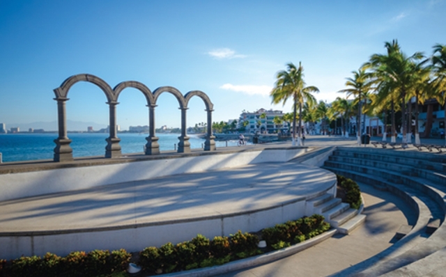 Reportan playas limpias en Puerto Vallarta