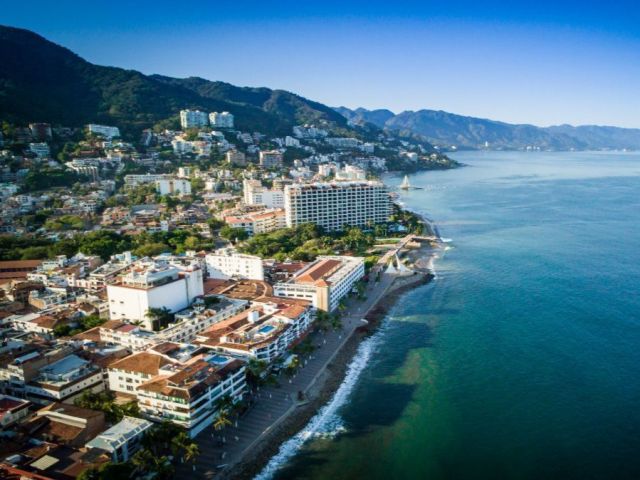 Nuevamente Puerto Vallarta nominado como Mejor Ciudad en la encuesta de Condé Nast Traveler