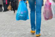Persiste el uso de bolsas de plástico en Puerto Vallarta