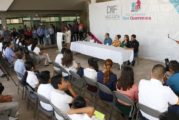 Beneficia DIF a 100 niños con el programa “Becas Padrino”