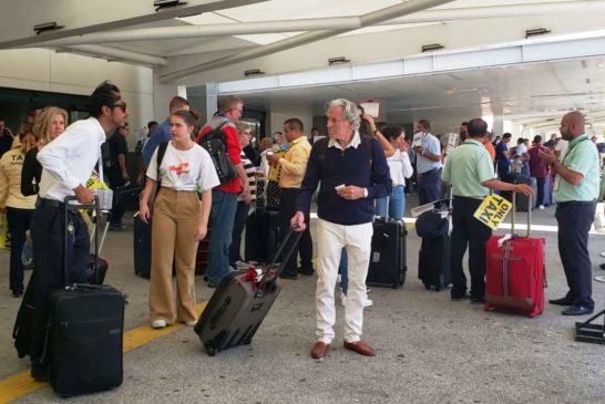 Aeropuerto de Vallarta mantiene vuelos, pero alerta sobre cambios de última hora