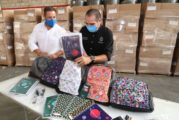 Llegan primeros 9 mil paquetes de útiles escolares con mochila