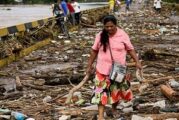 Avalancha provocada por 'Eta' deja al menos 100 muertos en aldea de Guatemala