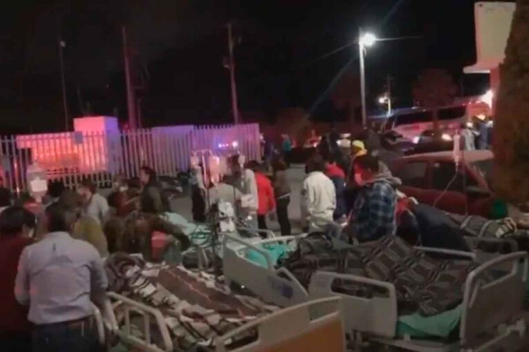 Evacuan a 28 pacientes por incendio en hospital de Hidalgo