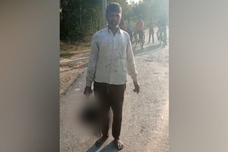 Padre decapita a su hija y se entrega a la policía en India; lleva la cabeza como prueba