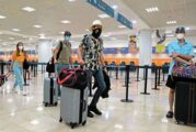 Suman 74 estudiantes argentinos contagiados de Covid-19 tras visitar Cancún