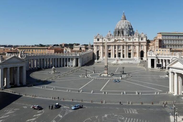El Vaticano invirtió durante 20 años en la píldora del día siguiente
