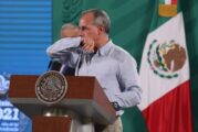 López-Gatell, con catarro y sin cubrebocas en la mañanera; 