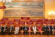 Gobernadores electos de Morena sostienen ‘comilona’ con AMLO en Palacio Nacional
