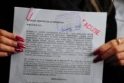 Madres y padres de niños con cáncer denuncian ante FGR a López-Gatell por genocidio