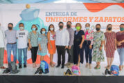 Arranca entrega de Uniformes y Zapatos a más de 18 mil alumnos