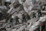 Rescatan cuerpo de menor en zona de deslave del Chiquihuite
