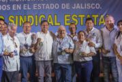 Los servidores públicos de Vallarta son el motor del gobierno de Luis Michel