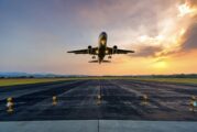 EU no pedirá a menores vacunación COVID para entrar vía aérea al país