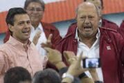 Revelan gastos millonarios en Pemex en tiempos de Peña Nieto y Romero Deschamps