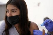 Niños de California se enferman tras aplicarles dosis incorrectas de la vacuna covid-19