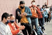 México alcanza nuevo récord de contagios diarios de Covid-19, con 49,343 casos