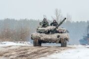 EU advierte que hay más de 130 mil tropas rusas en la frontera con Ucrania 
