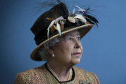 La reina Isabel II tiene covid-19, informa el Palacio de Buckingham 