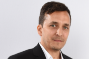 Fuerzas rusas en Irpin asesinan al periodista estadounidense Brent Renaud, dice la policía de la región de Kyiv 