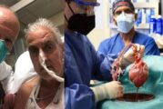 Muere el hombre que recibió el primer trasplante de corazón de cerdo genéticamente modificado 