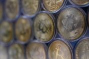 El Salvador perdió más de la mitad del valor de sus reservas en Bitcoins ￼