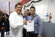 Acuden primeros contribuyentes del 2023 en Puerto Vallarta