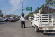 Protesta Vs. verificentro desquicia tráfico en  Vallarta