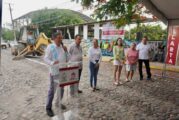 Profe Michel realiza más obras en Puerto Vallarta